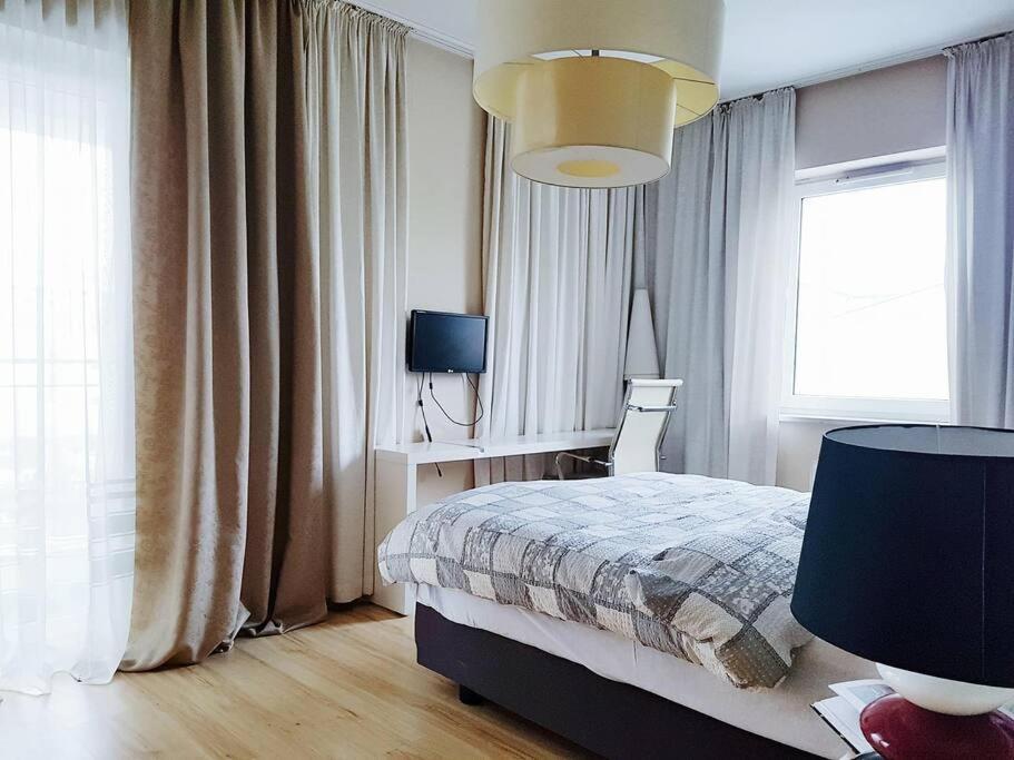 Warsaw King Size Apartment Exterior foto